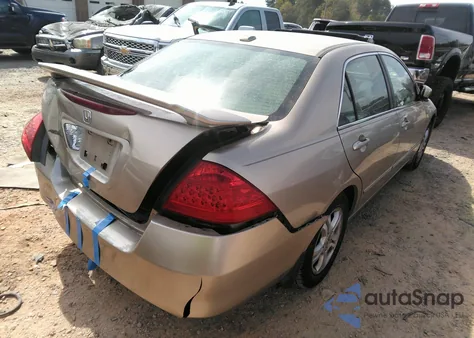 2006 Honda Accord 2.4 Ex из США, поврежденный, VIN 1HGCM56886A136439